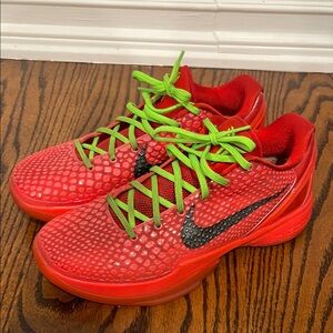 Nike Reverse Grinch Kobe Basketball Shoes
